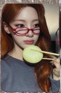 I WANT IT am 線上 簽售卡 眼鏡包子