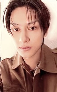 正五 yzy 特典卡 正規五｜一直娛2.0