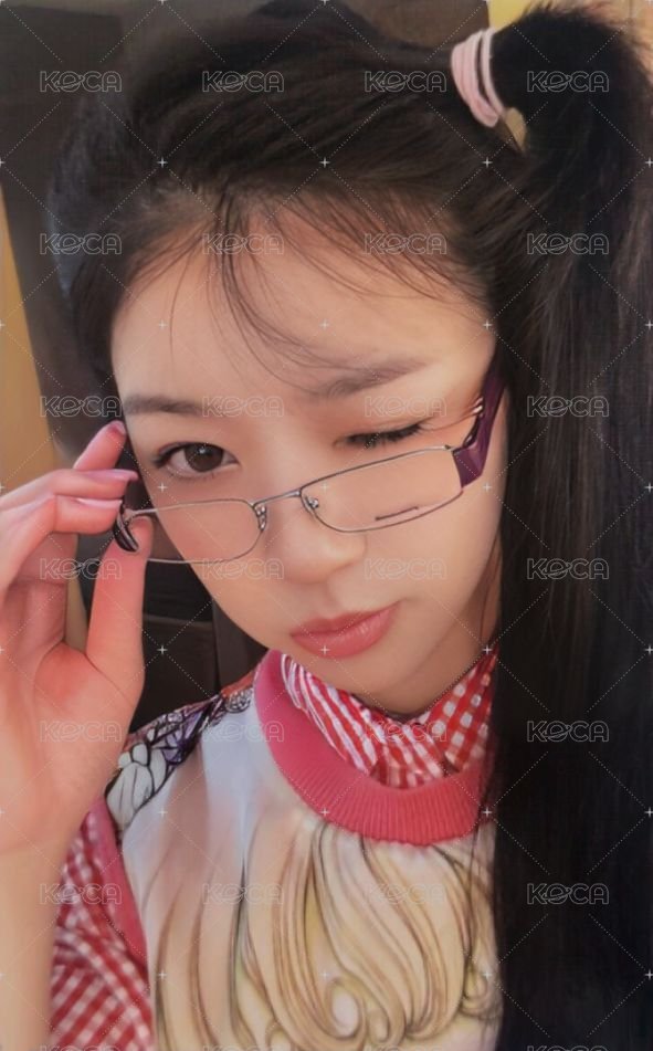 SUPER REAL ME 專輯卡 REAL ME B ver. 正面