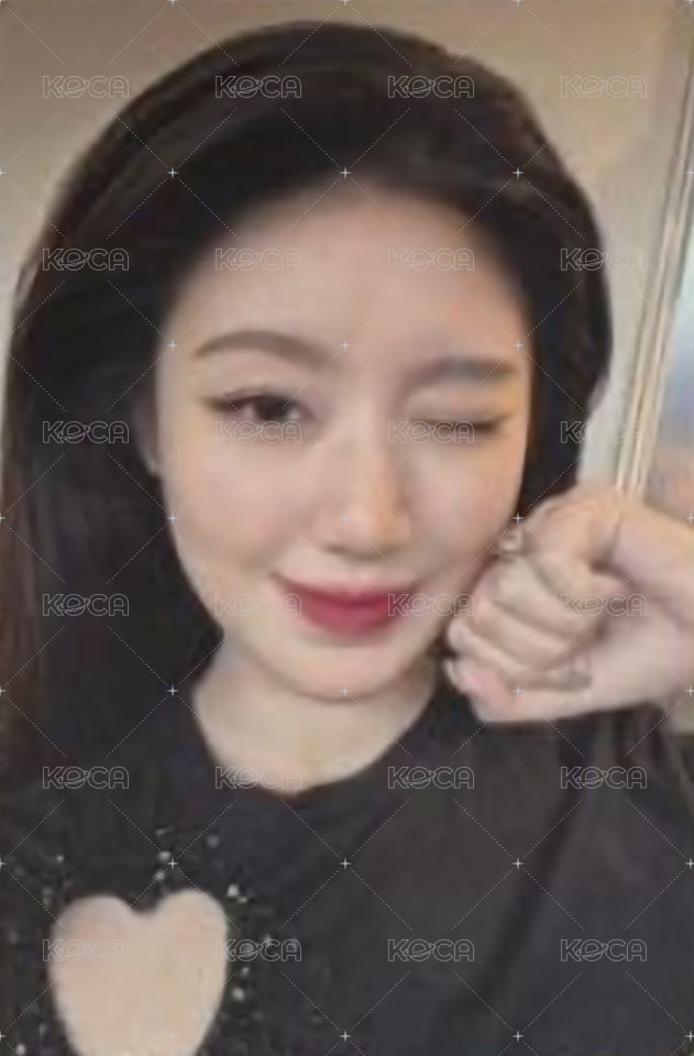 i-dle 塔店 日專 特典卡  正面