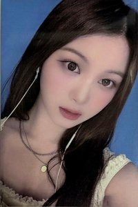 1st EP Album - ACT LIKE THAT Plus Chat 特典卡 耳機 ver.