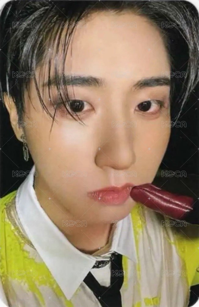 KARMA yes24 特典卡  正面