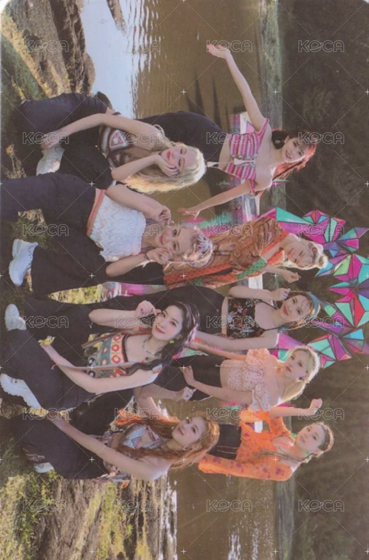 MORE & MORE 專輯卡  正面