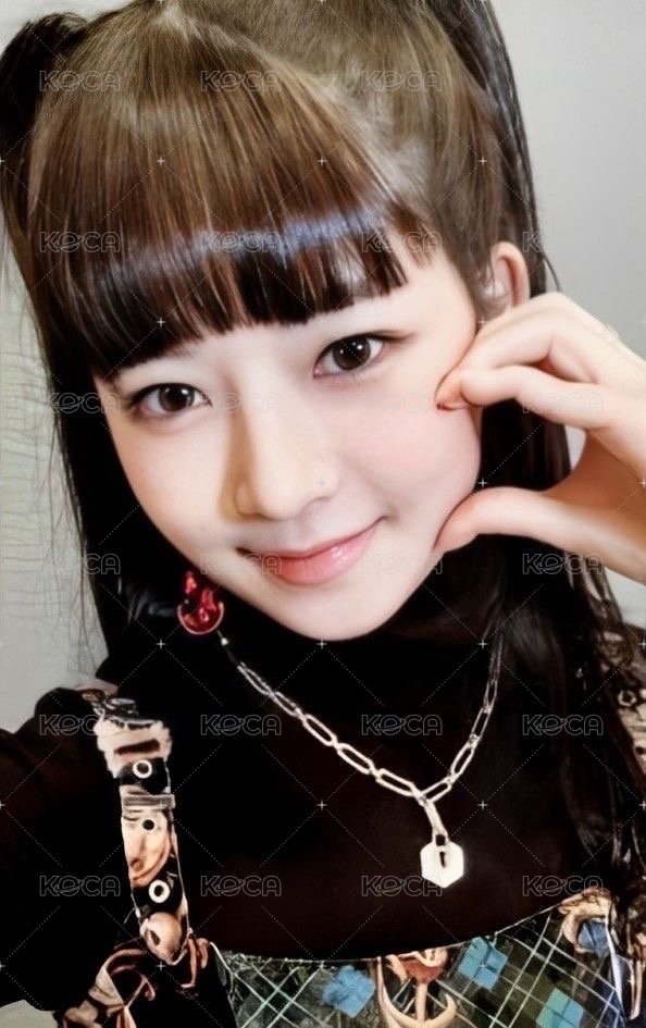 ELEVEN k4 簽售卡  正面