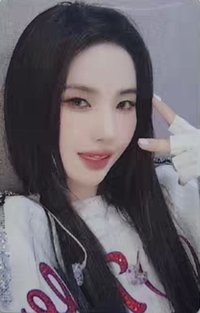 正規二 yzy 幸運卡 