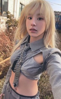 READY TO BE 專輯卡 