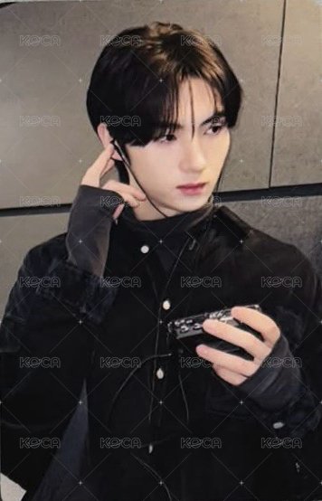 Last Bell yzy 4.0 簽售卡 語音卡 正面