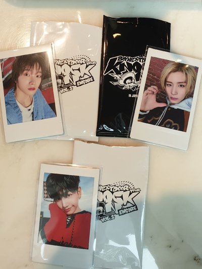 knock on 拍立得卡包135