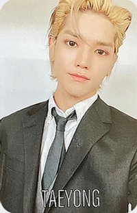 LOVEHOLIC 專輯卡 A ver