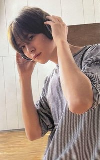 Get A Guitar 專輯卡 Realize版