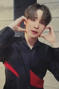 Not Okay 專輯卡 Member Solo盤