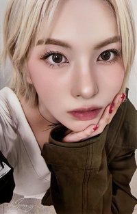 STICK OUT 愛豆驛站 快閃 周邊卡 立牌裴