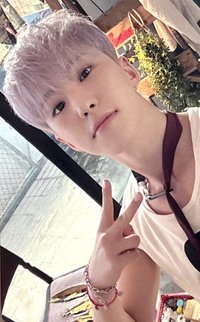 MINI12 yzy 簽售卡 ｜一直娛上海線下簽售