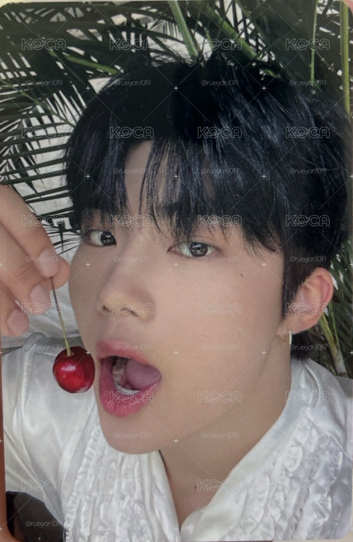 其實我是要炫耀我的眼下痣喇🍒
