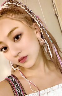 MORE & MORE 專輯卡 