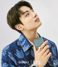 三星 Z Flip3 代言卡 方卡