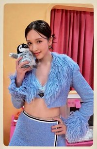 BETWEEN 1&2 專輯卡 