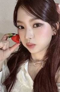 S sr 預售 特典卡 草莓莎