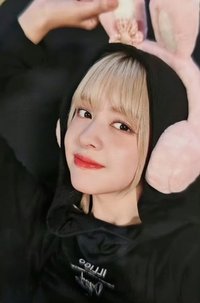 BREAK sr 3.0 簽售卡 兔子髮帶莉