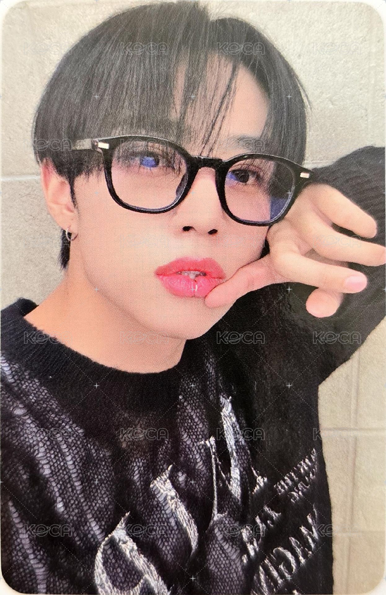 PHANTASY Pt.3 Love Letter hl 特典卡 唇環+眼鏡ver. 正面