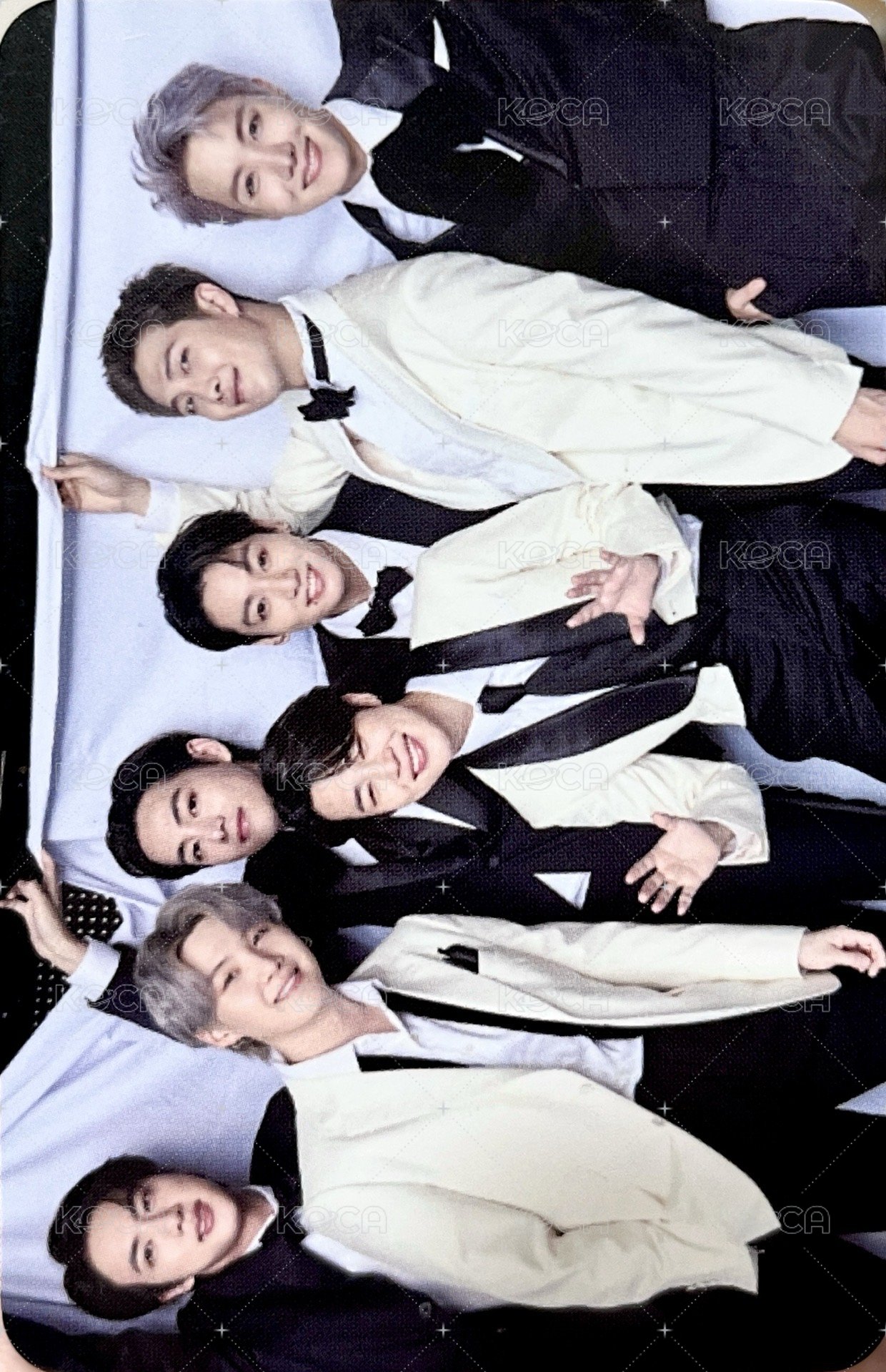 The Fact 周邊卡 初回限定 福利一 團卡（放大版） 正面