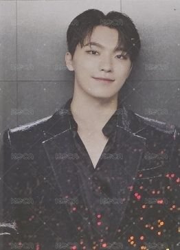 RIGHT HERE 隨機卡 日巡卡包 正面