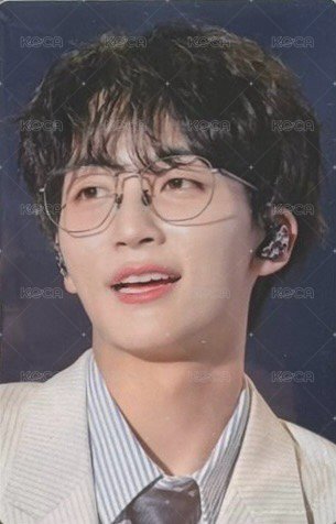 FOLLOW FELLOW 隨機卡  正面