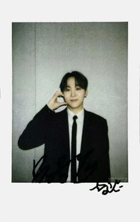 MINI11 yzy 特典卡 ｜一直娛澳門復刻拍立得