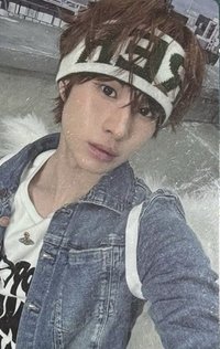 Play Hard 專輯卡 play mode