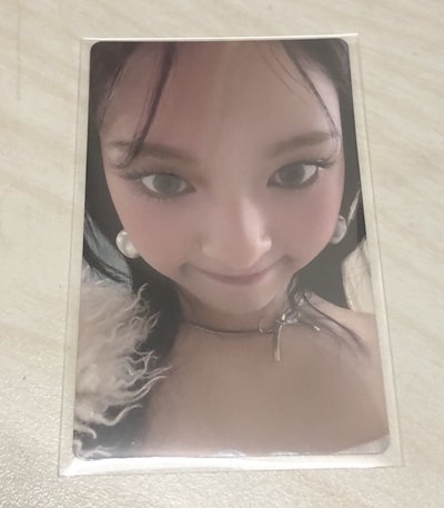 Weverse 一週年寫真特典Chiquita