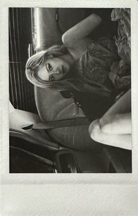 R 專輯卡 車裡肉