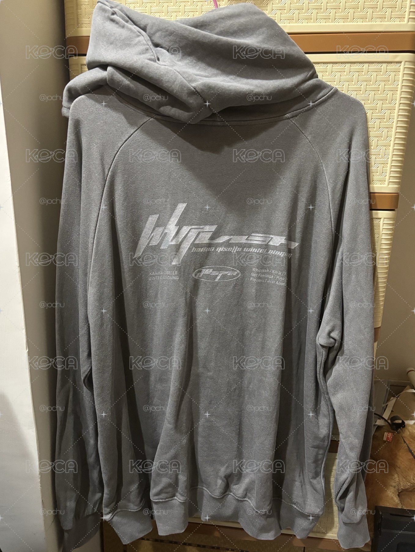Whiplash 帽踢