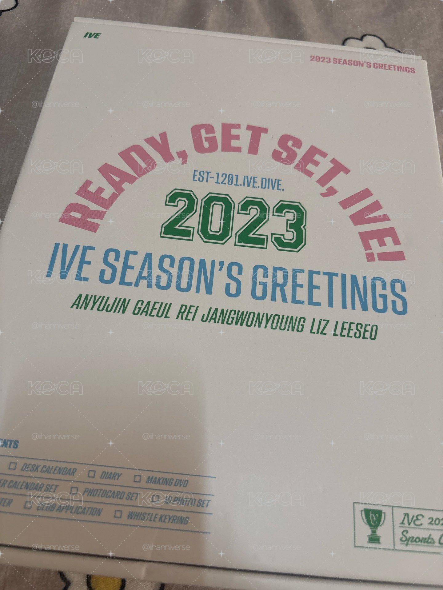 IVE 2023 年曆