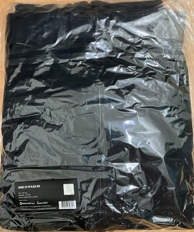 GD 世巡 Hoodie zip-up （黑）