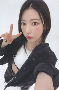 UNFORGIVEN 專輯卡 