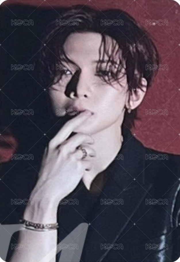 GOLDEN HOUR :  Part.3 In Your Fantasy 專輯卡 POCA BLACK ver. 正面