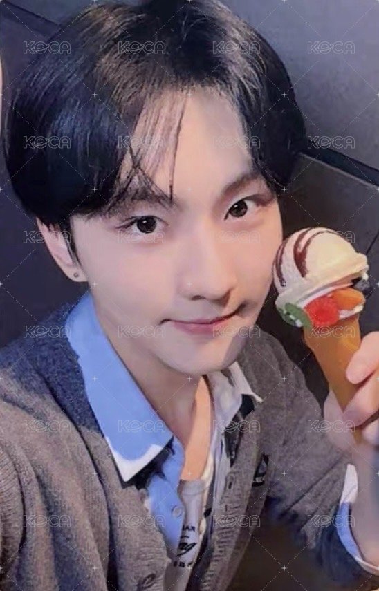 迷六 yzy 預售3.0 特典卡 冰淇淋語音卡 正面