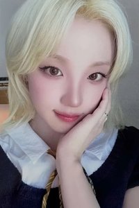 We are 泡泡摩奇 線下 2.0 簽售卡 B ver北京簽售