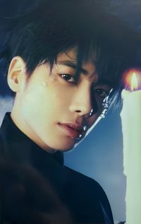 Starkissed 專輯卡 小卡B