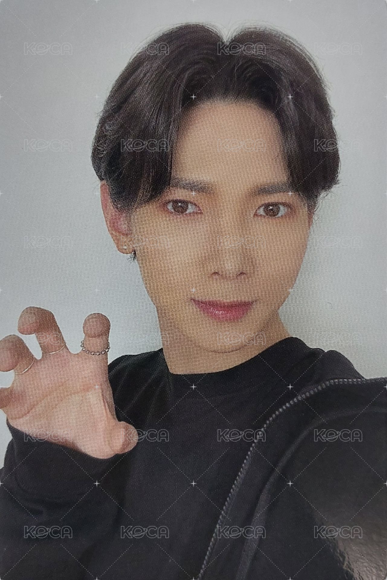 ATEEZ x Wonderwall 代言卡 8M1T 正面