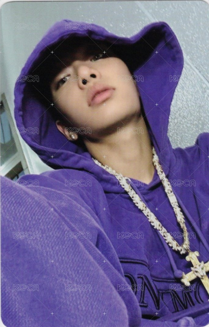 FAMOUS el 1.0 幸運卡  正面