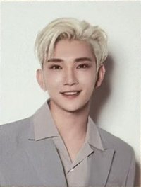 INCOMPLETE 周邊卡 帽T 證件照