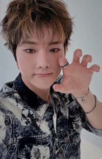 <Beautiful Mind>World Tour 滿額卡 線上