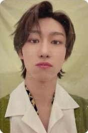 NOT ALONE 專輯卡 D ver 正面