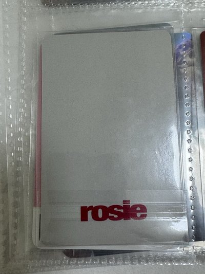 rosie 周邊衣服卡