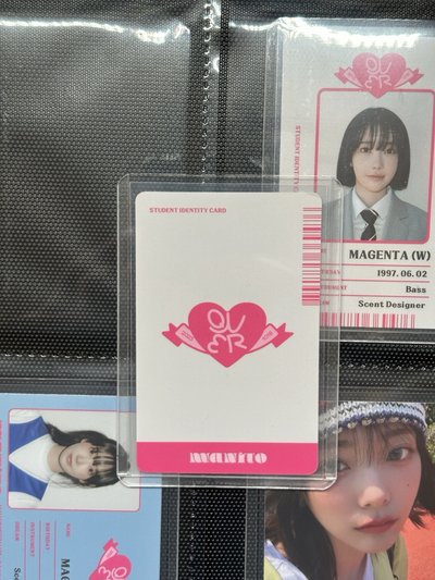 qwer mini1 專輯卡 證件塔