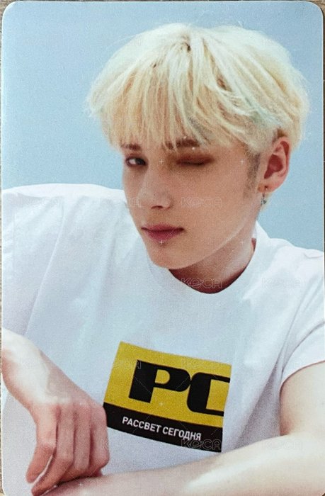 改版專 FOE yzy 1.0 簽售卡  正面