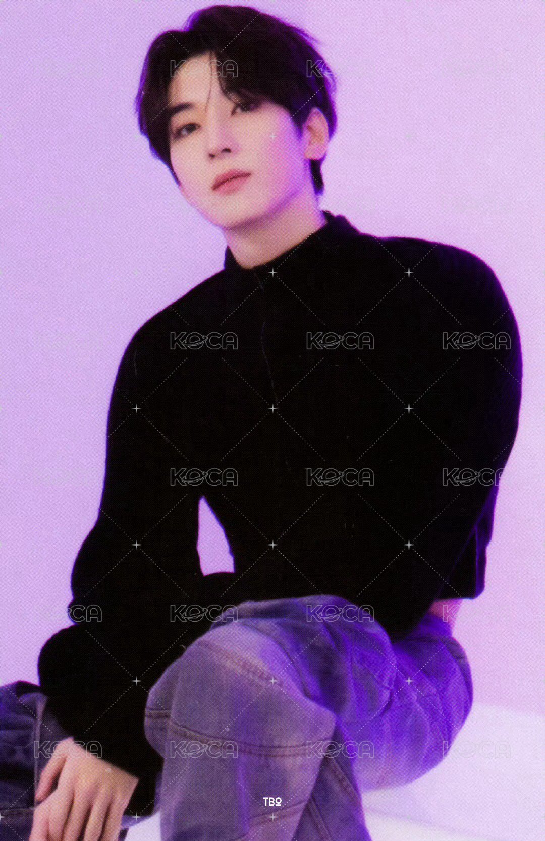 FOLLOW AGAIN 隨機卡 ｜韓通卡包 正面