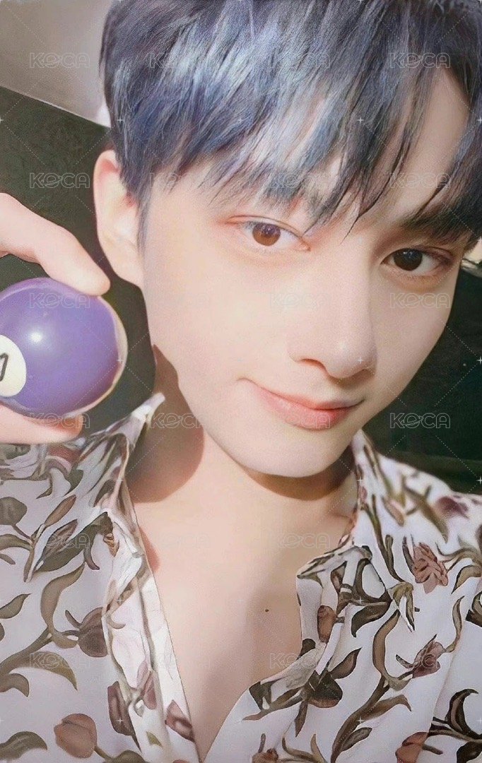 MINI8 專輯卡 ｜BESIDE ver. 正面