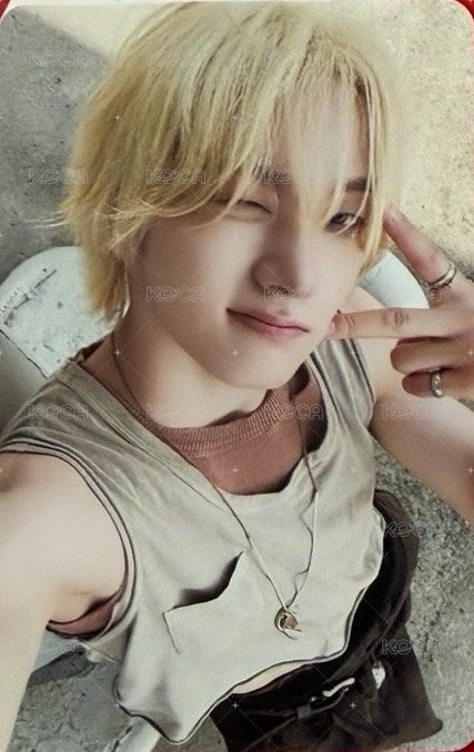 The Action 專輯卡 Play Ver. 正面